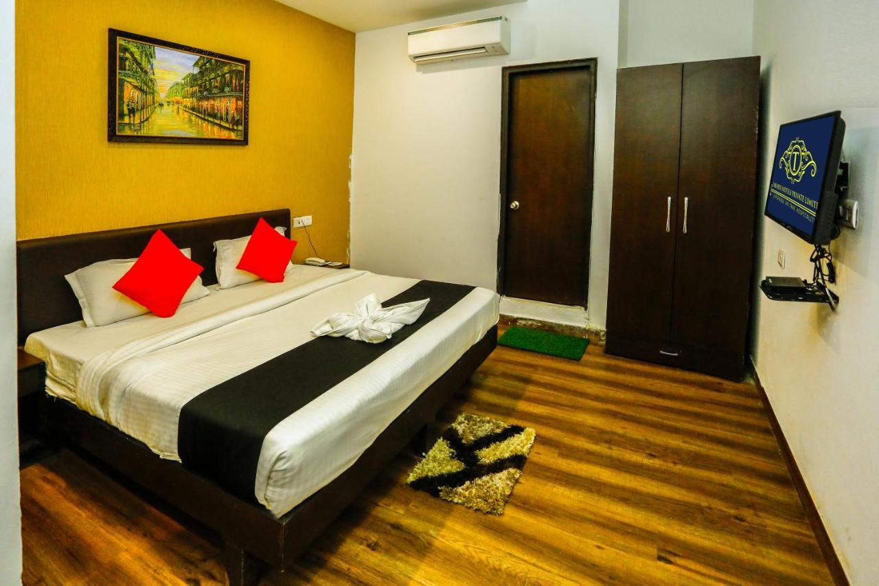 Airport Hotel Tashree Нью-Делі Екстер'єр фото